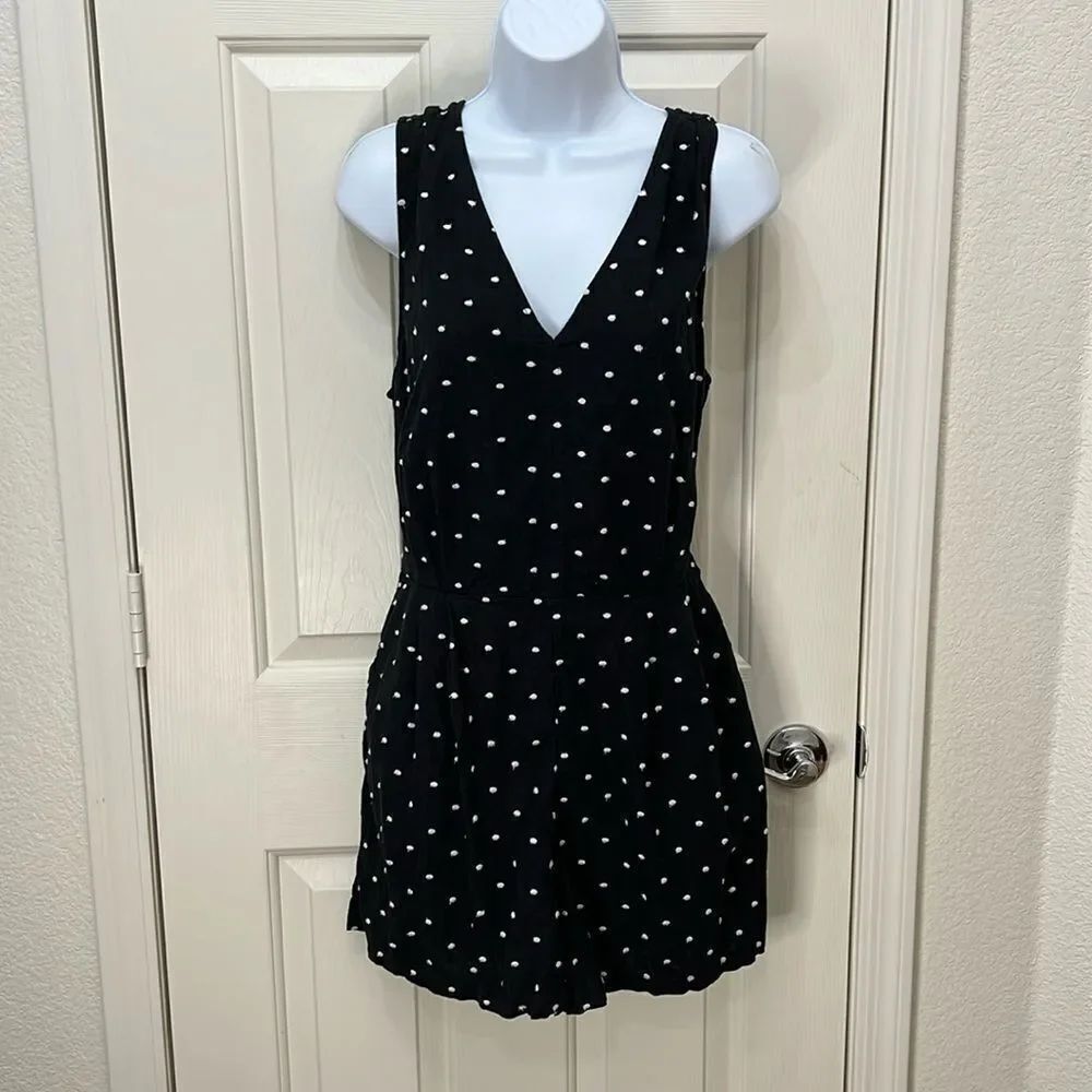 Loft Shorts Romper Sz 10 Black White Embroidered Polka Dot 55% Linen 45% Viscose